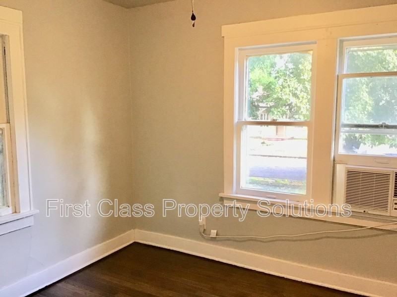 3125 Nw 14th St - Photo 6 of 17