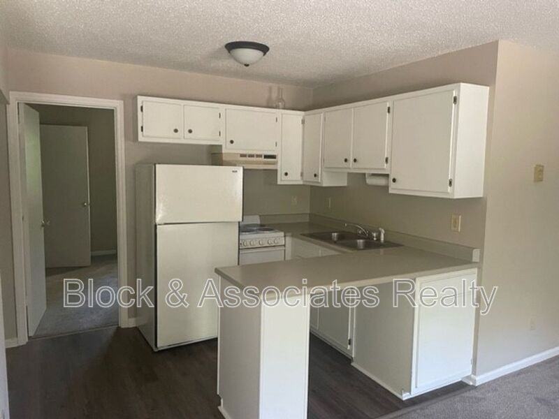 118 Reece Ct #H - Photo 2 of 5