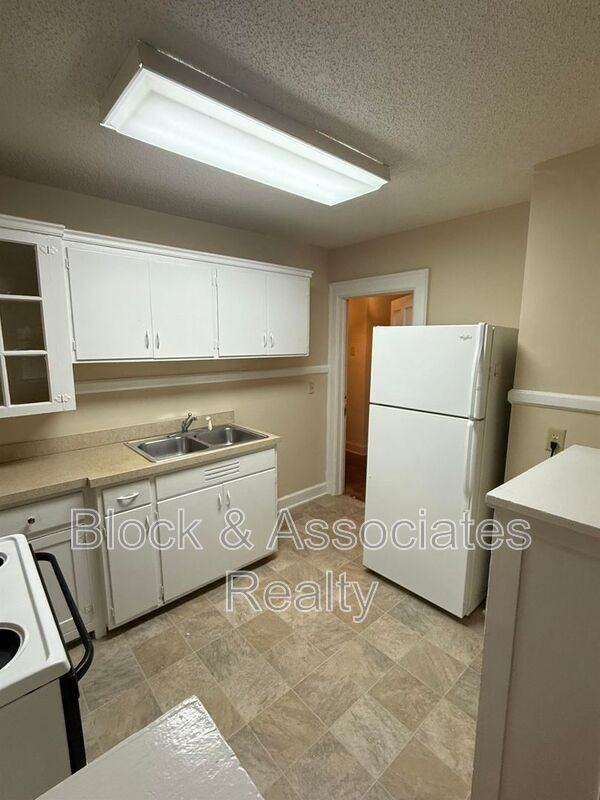 220 S Elm St #1 - Photo 2 of 6