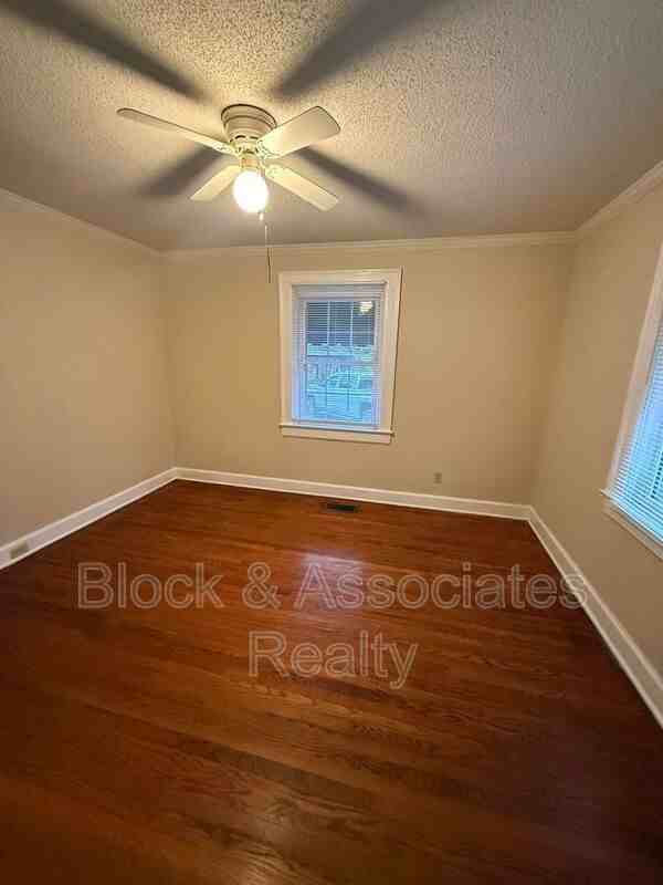 220 S Elm St #1 - Photo 3 of 6