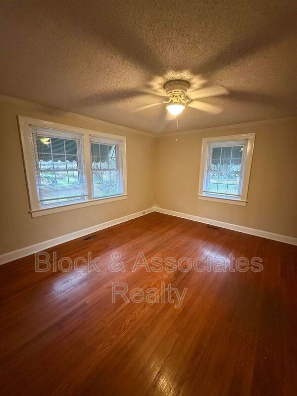 220 S Elm St #1 - Photo 4 of 6