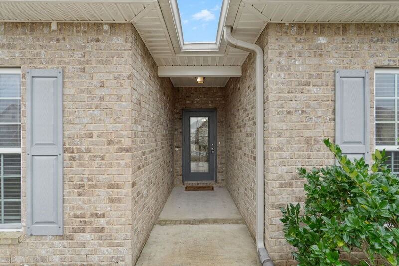 523 Gadwell St - Photo 3 of 28