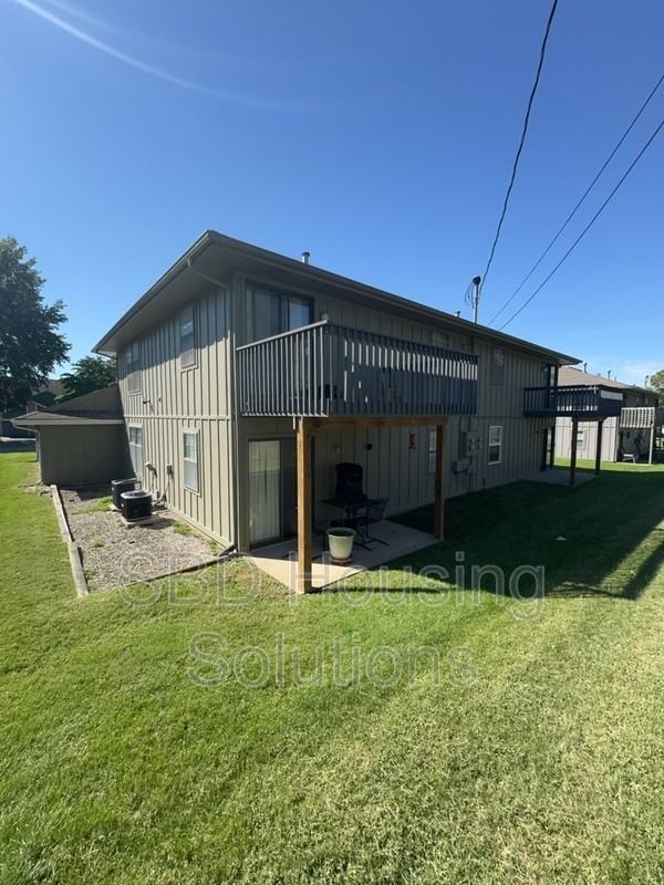 16606 E Gudgell Rd #B - Photo 2 of 8