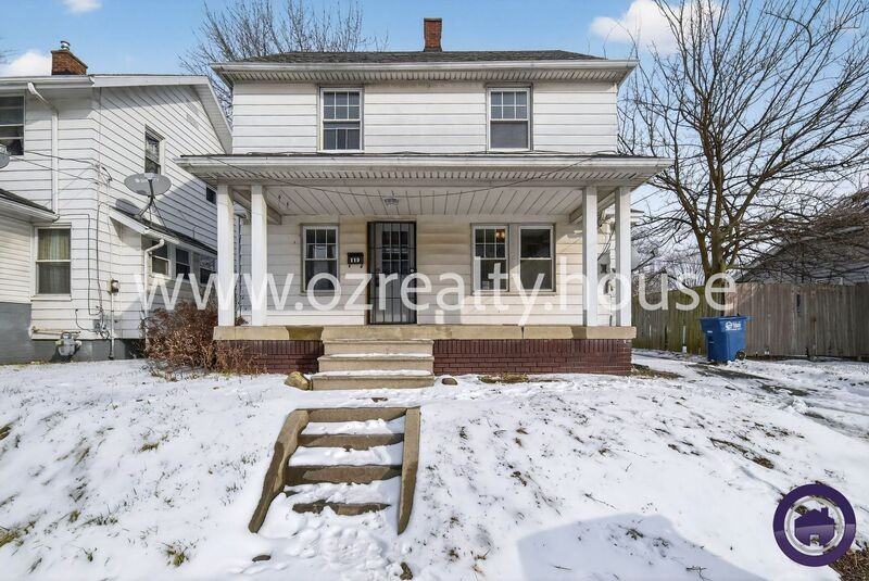 119 Carbon St - Photo 4 of 19