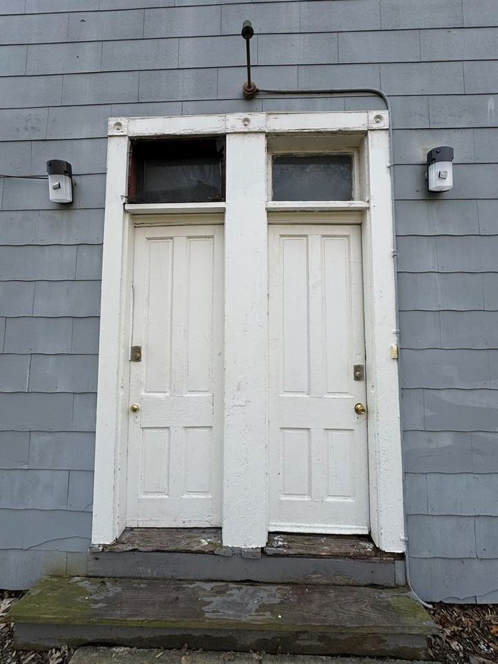 26 Conklin Apts - Photo 2 of 37