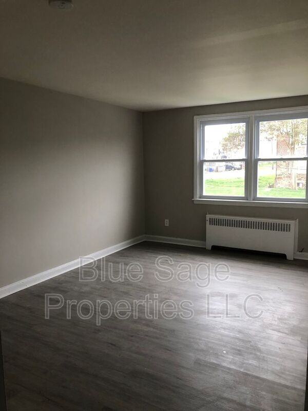 813 Windermere Ave #2 - Photo 4 of 14