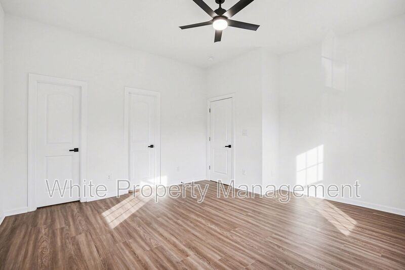 62 4th St - Photo 2 of 18