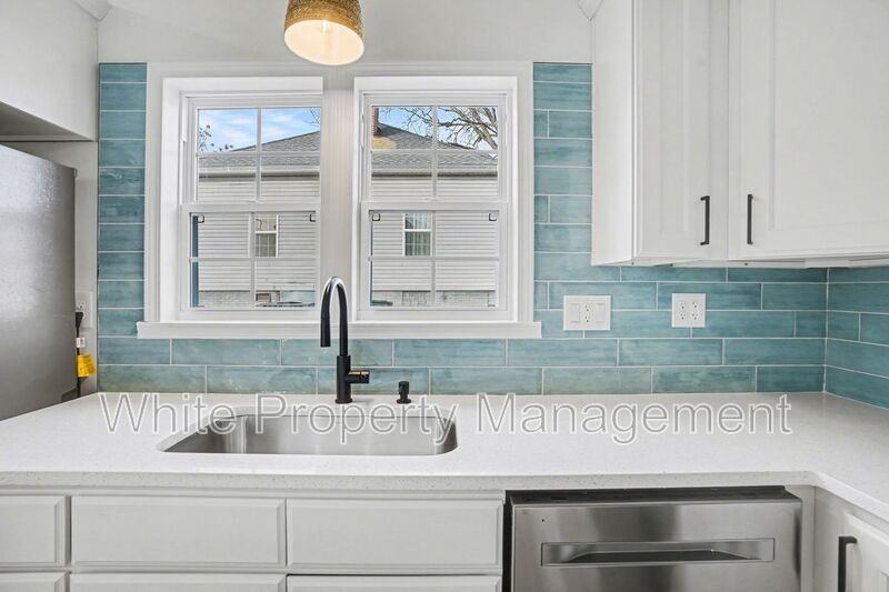 62 4th St - Photo 7 of 18