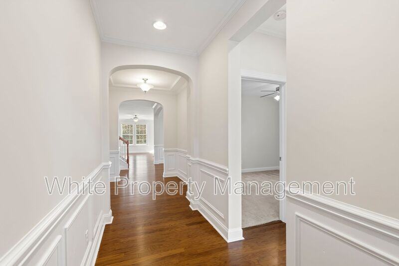 10934 River Oaks Dr Nw - Photo 2 of 32