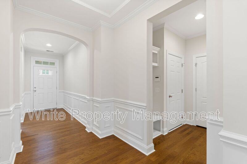 10934 River Oaks Dr Nw - Photo 3 of 32