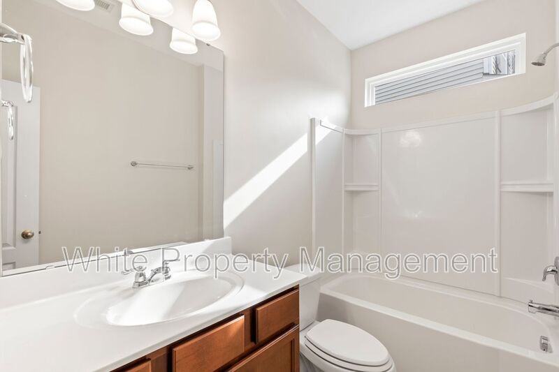 10934 River Oaks Dr Nw - Photo 5 of 32