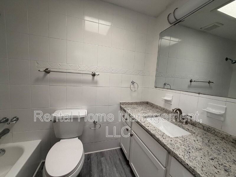 769 Hendrix Ave - Photo 5 of 10