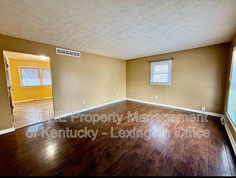 3905 Hidden Springs Dr - Photo 3 of 29