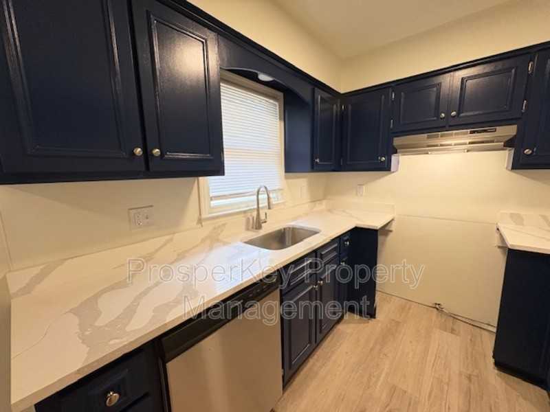 106 Bonanza Dr - Photo 5 of 20