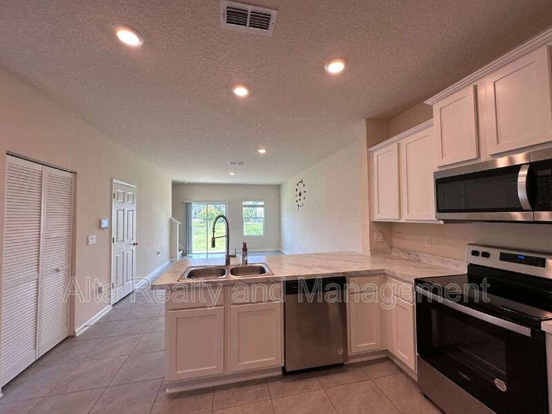 878 Observatory Pkwy - Photo 6 of 17