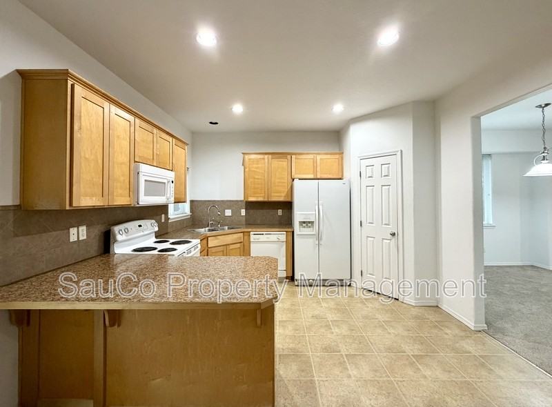 3640 Park Dr - Photo 6 of 19