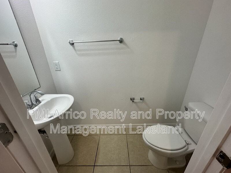 3848 Exeter Ln - Photo 6 of 27