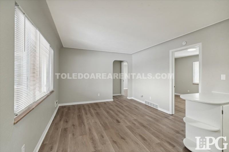 4225 Harvest Ln #2 - Photo 2 of 17