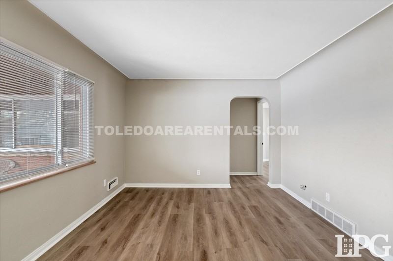 4225 Harvest Ln #2 - Photo 6 of 17