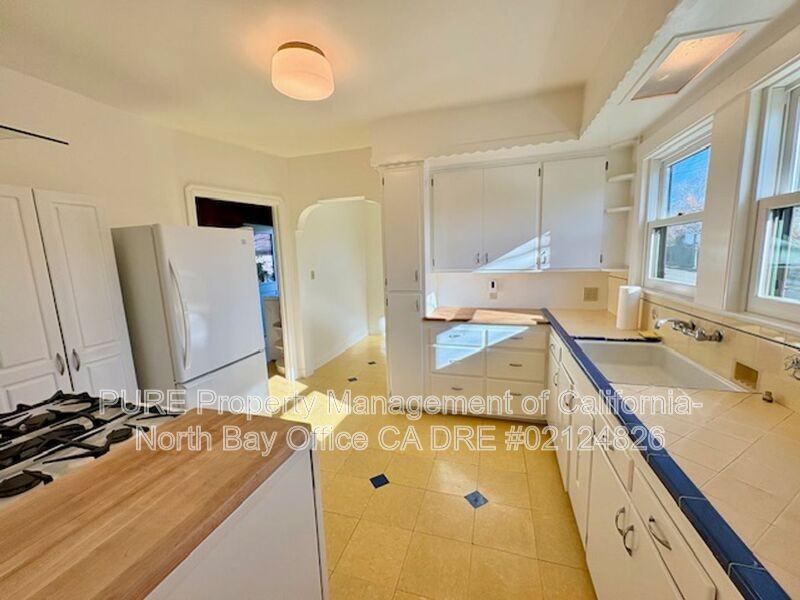 400 Upham St - Photo 6 of 21