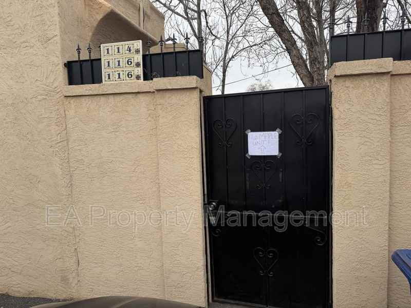 116 Maple St Se #1 - Photo 2 of 14