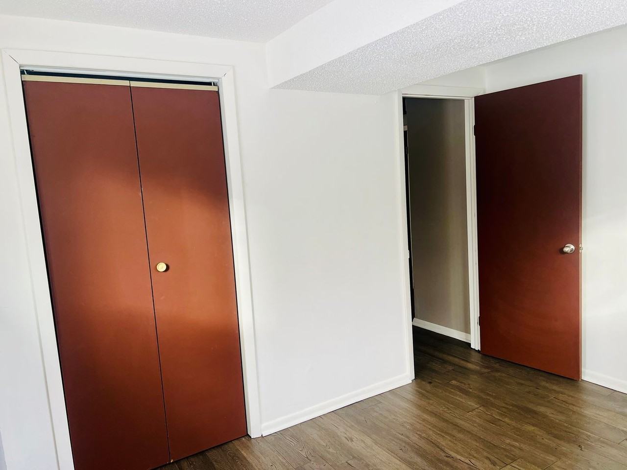 879 Depew St - Photo 7 of 28