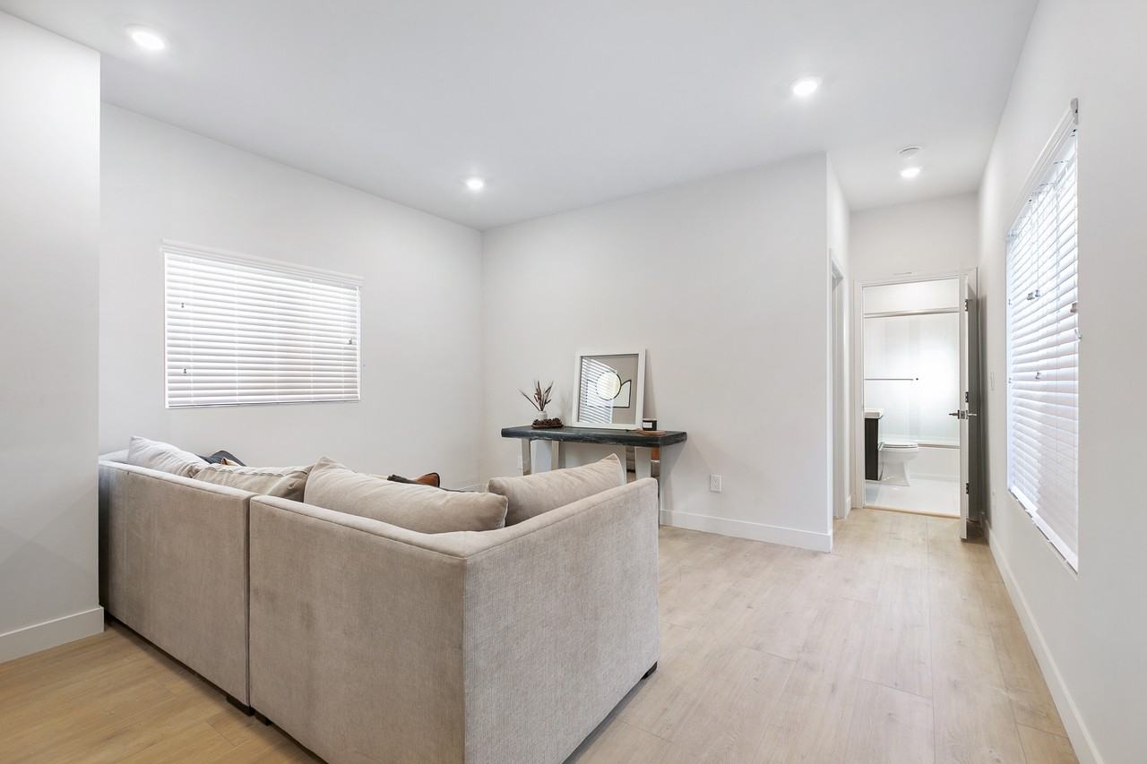 5135 Marathon Street #3 - Photo 7 of 11