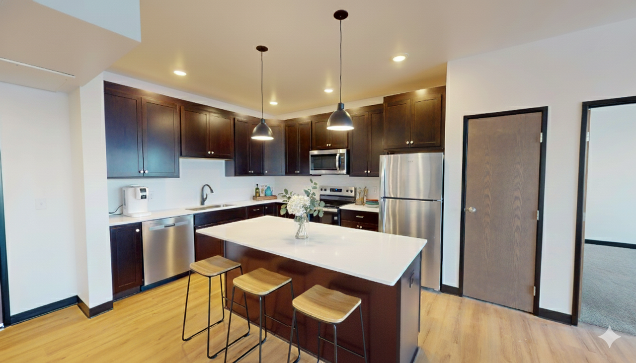 2 MONTHS RENT FREE! Luxury 1 and 2 Bedroom Apartments Available Now! - Photo 2 of 12