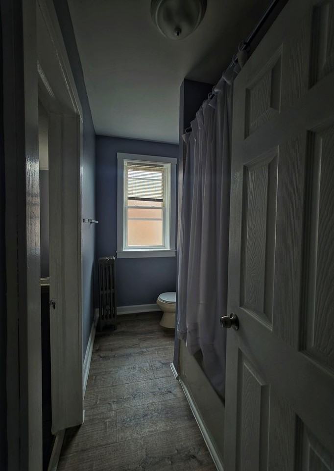 7937 S Essex - Photo 7 of 33