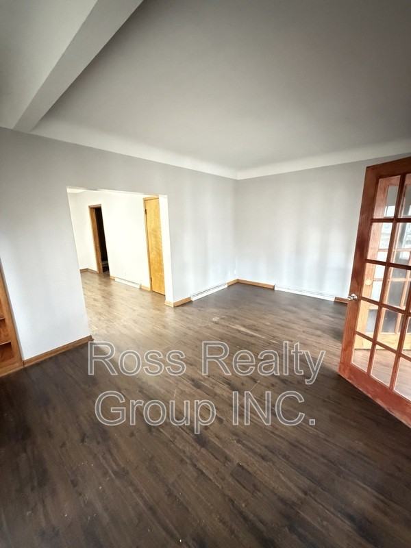 413 Sandusky St - Photo 3 of 7