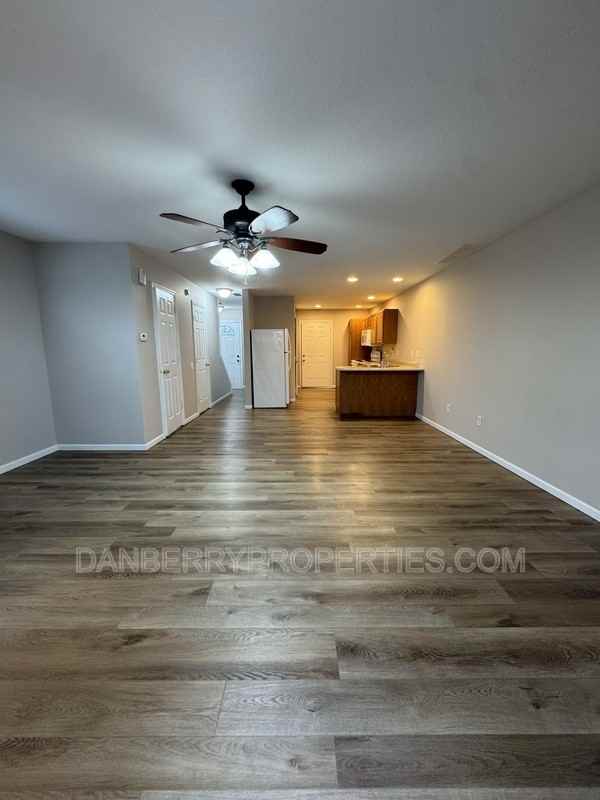 216 Madison Ave - Photo 2 of 15