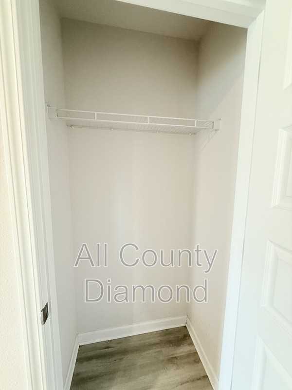 6599 Atkins Rd - Photo 7 of 46