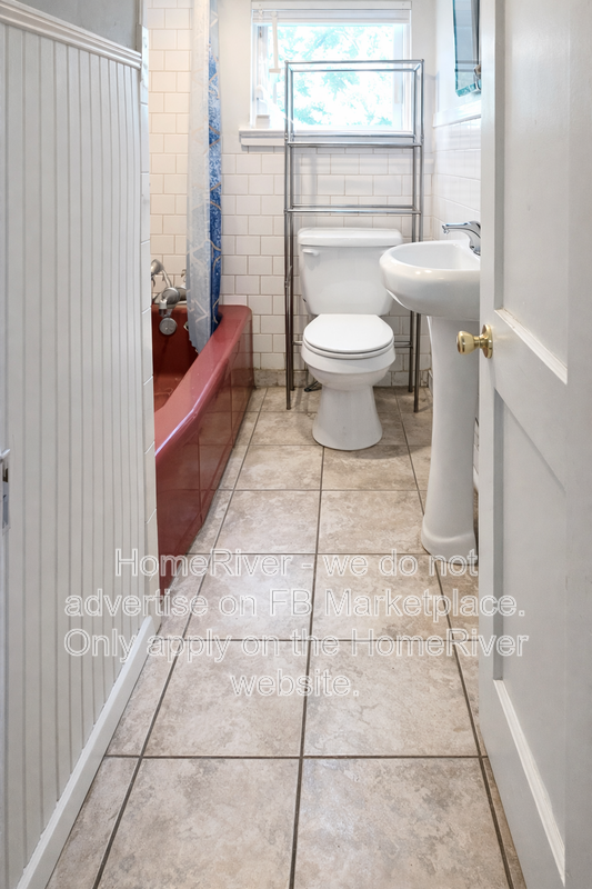 1021 Daniel St - Photo 7 of 12