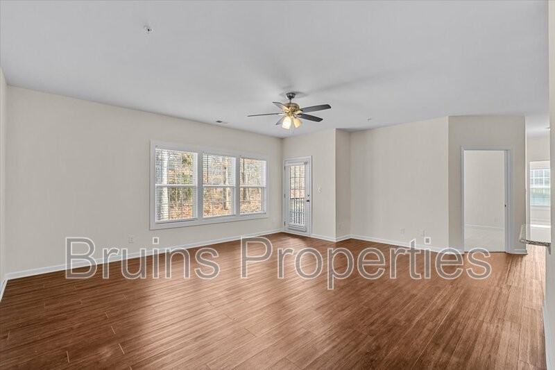 2606 Pennoak Way - Photo 2 of 16