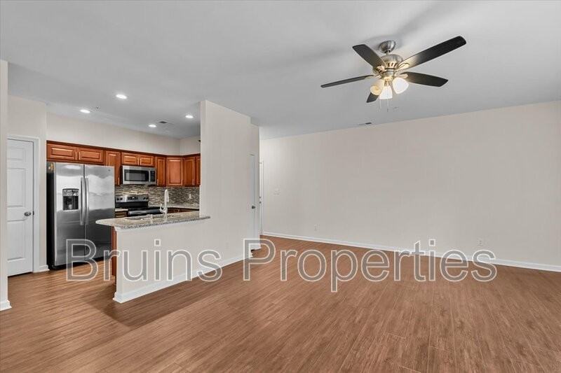 2606 Pennoak Way - Photo 5 of 16