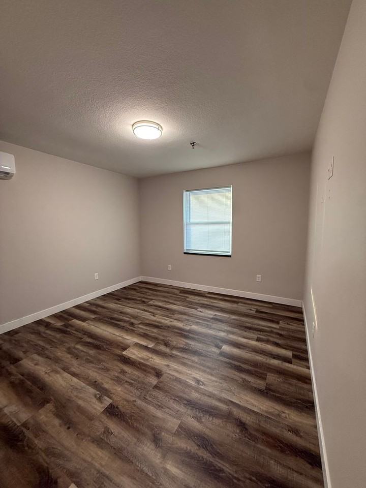 Cedar Ridge Apartments - Photo 4 of 18