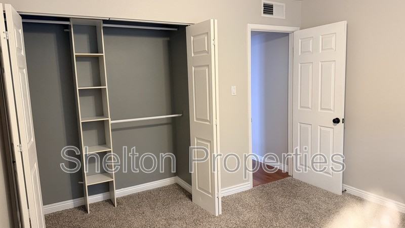 523 E Malibu Dr - Photo 6 of 26