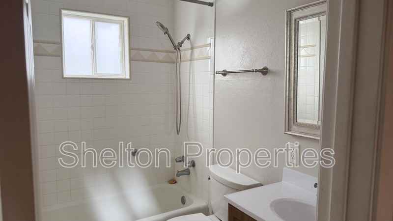 523 E Malibu Dr - Photo 7 of 26