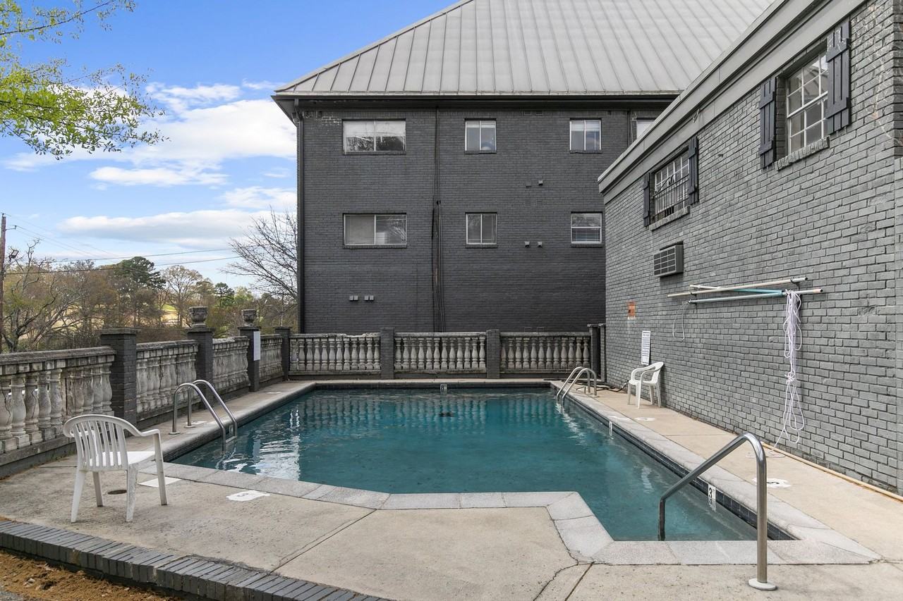 Clairmont Hill - Photo 4 of 44