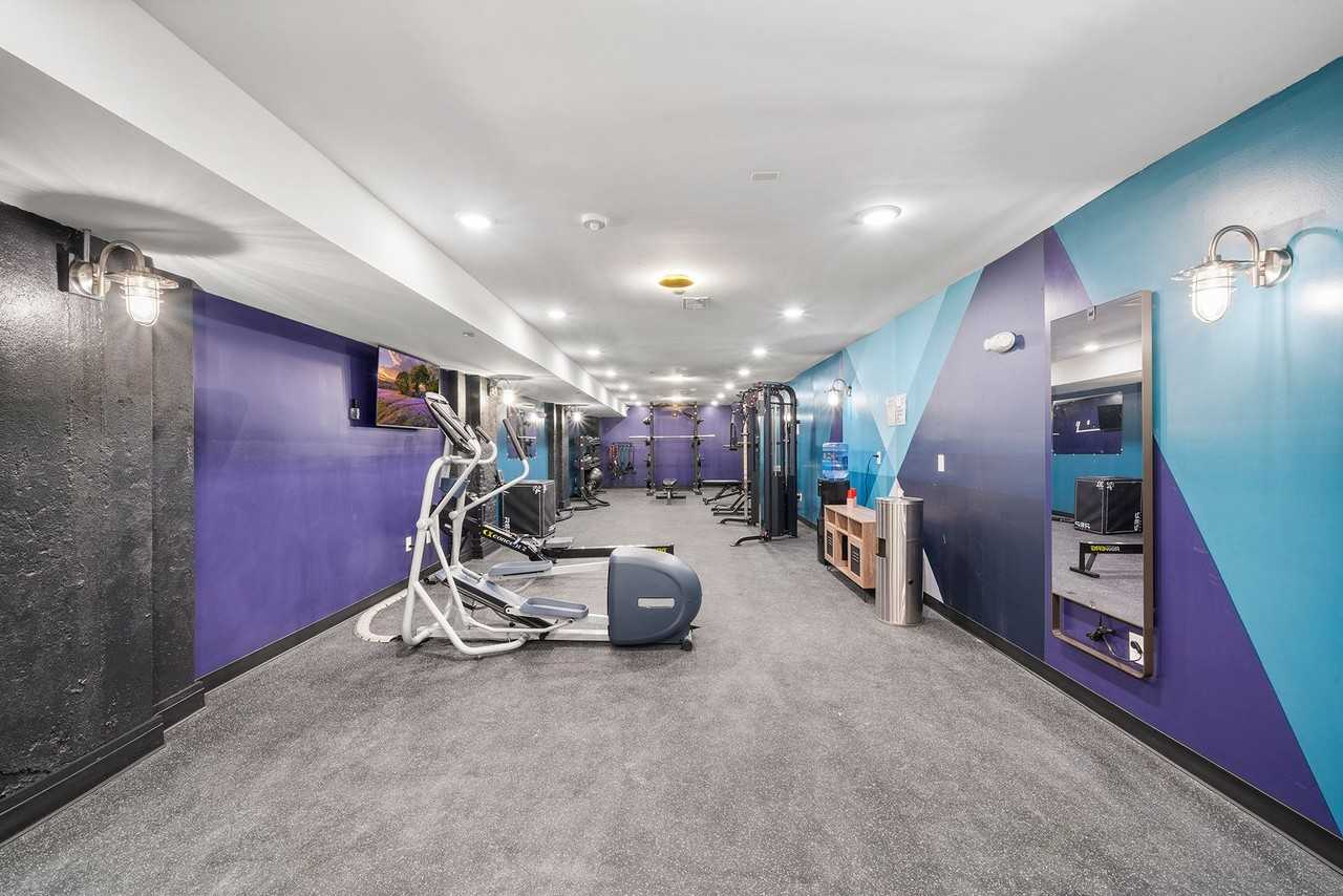 Incredibly redesigned Church - Photo 7 of 13