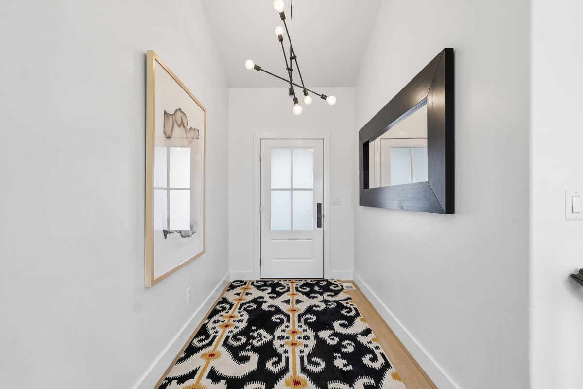 1799 W 800 N - Photo 2 of 37