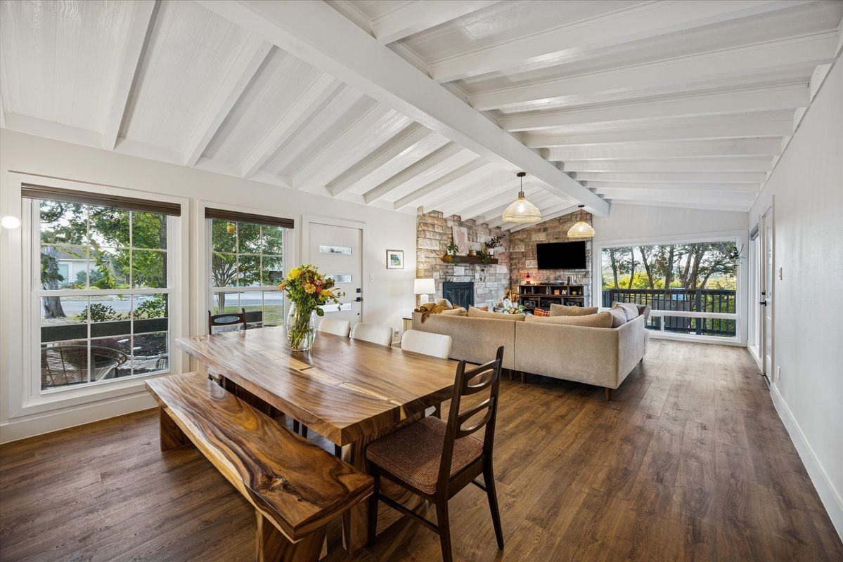 6407 Lynn Ln - Photo 6 of 32