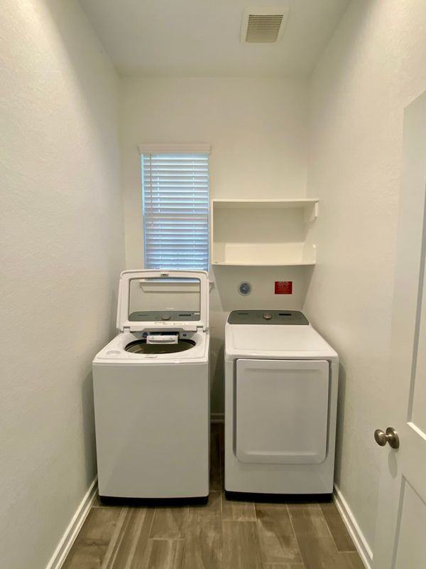 7043 Coneflower Creek Ct - Photo 7 of 9