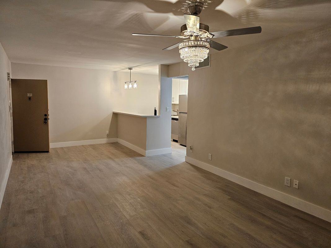 5821 Washington St ##21 - Photo 2 of 10