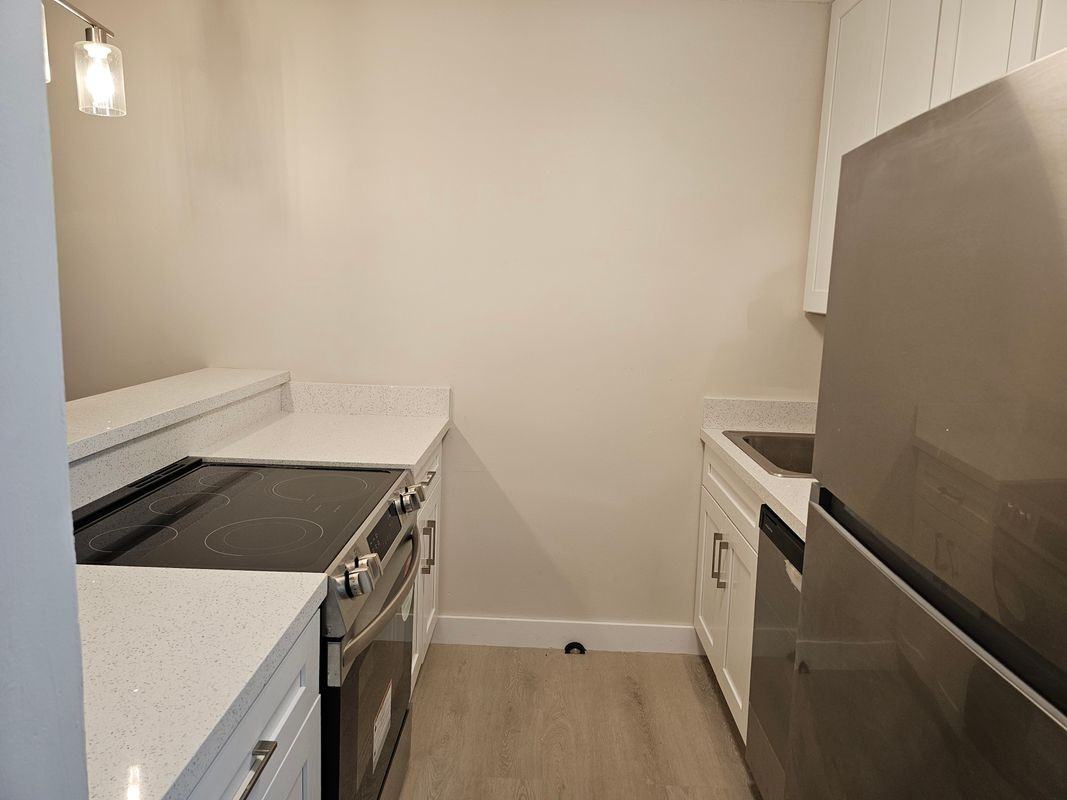 5821 Washington St ##21 - Photo 3 of 10