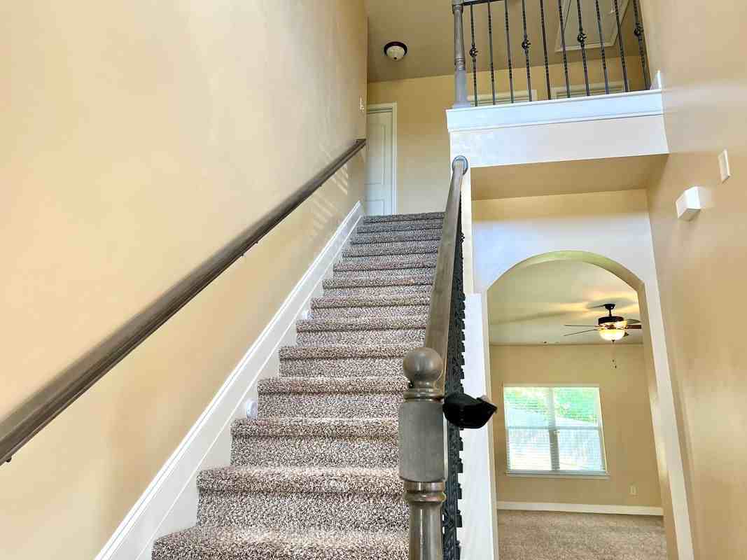 2742 Misty Ivy Dr - Photo 3 of 28