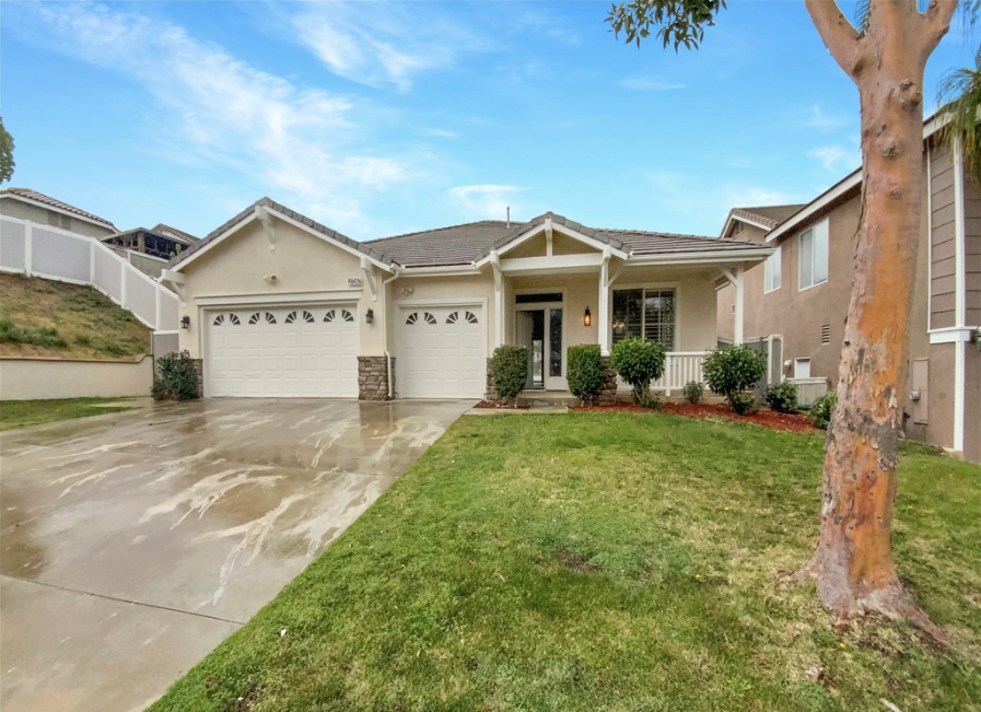 27247 Coyote Mesa Dr - Photo 4 of 35