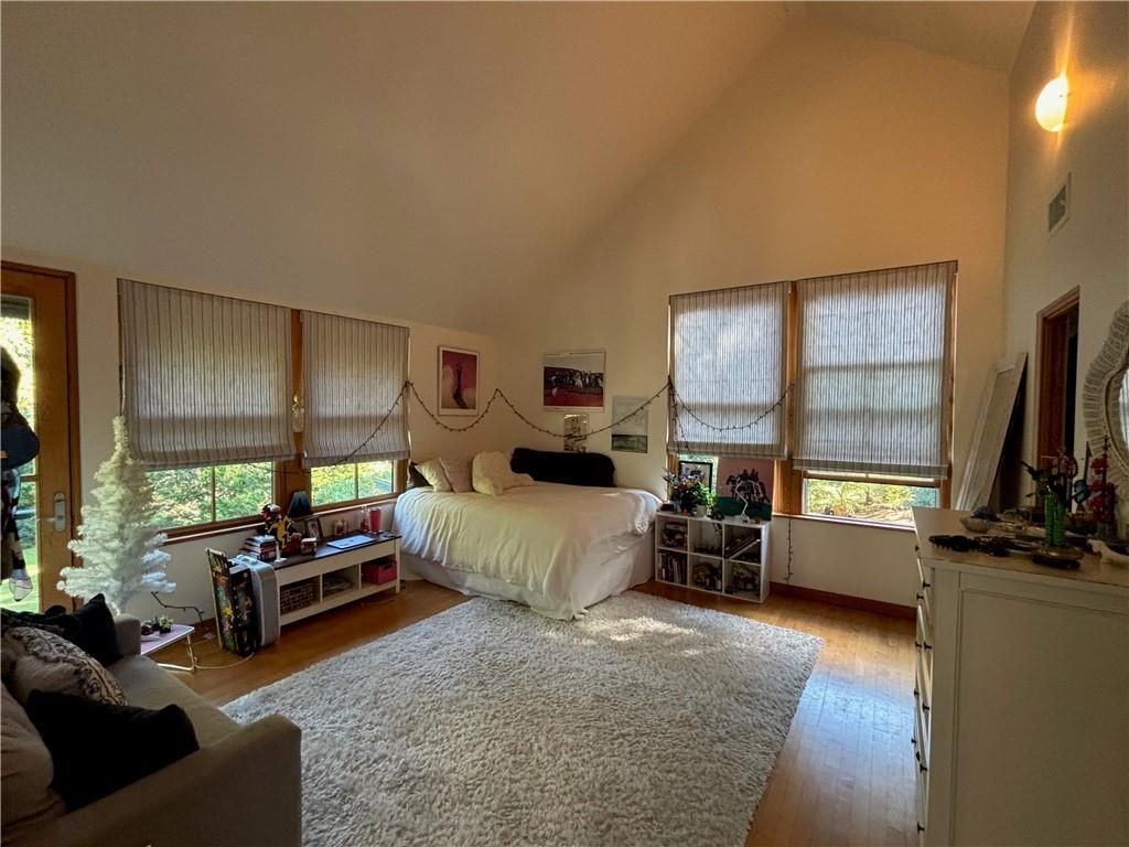 192 Racquet Rd - Photo 7 of 10