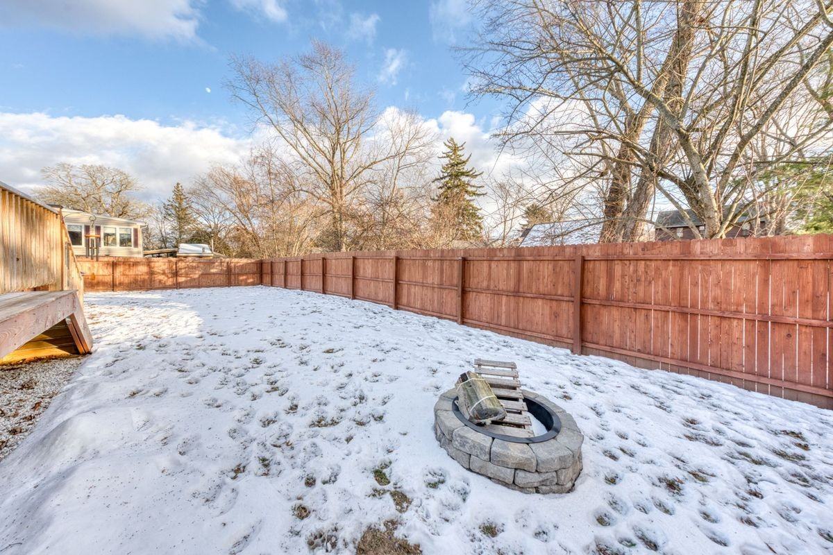 42 Northbrick Ln - Photo 6 of 37