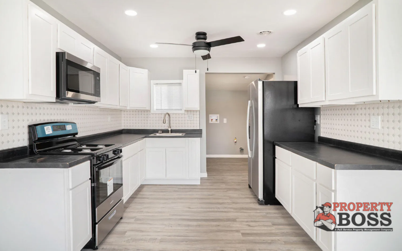 4216 W 19th Plz - Photo 4 of 14